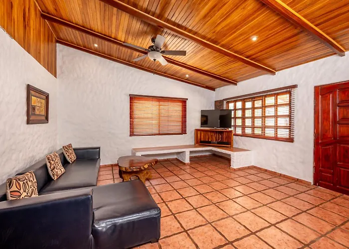 Bp Surf Hotel