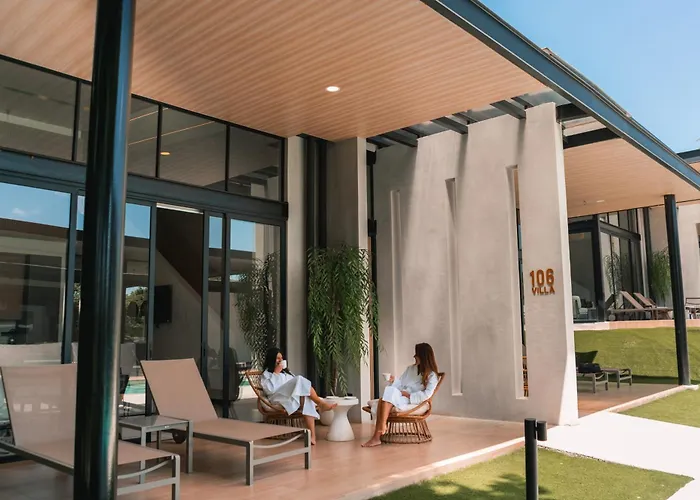 Epic Tamarindo Boutique Hotel