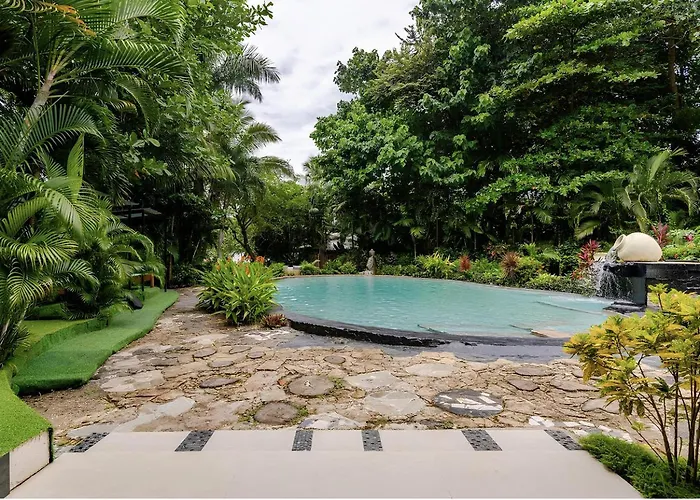 Ocho Artisan Bungalows (Adults Only)